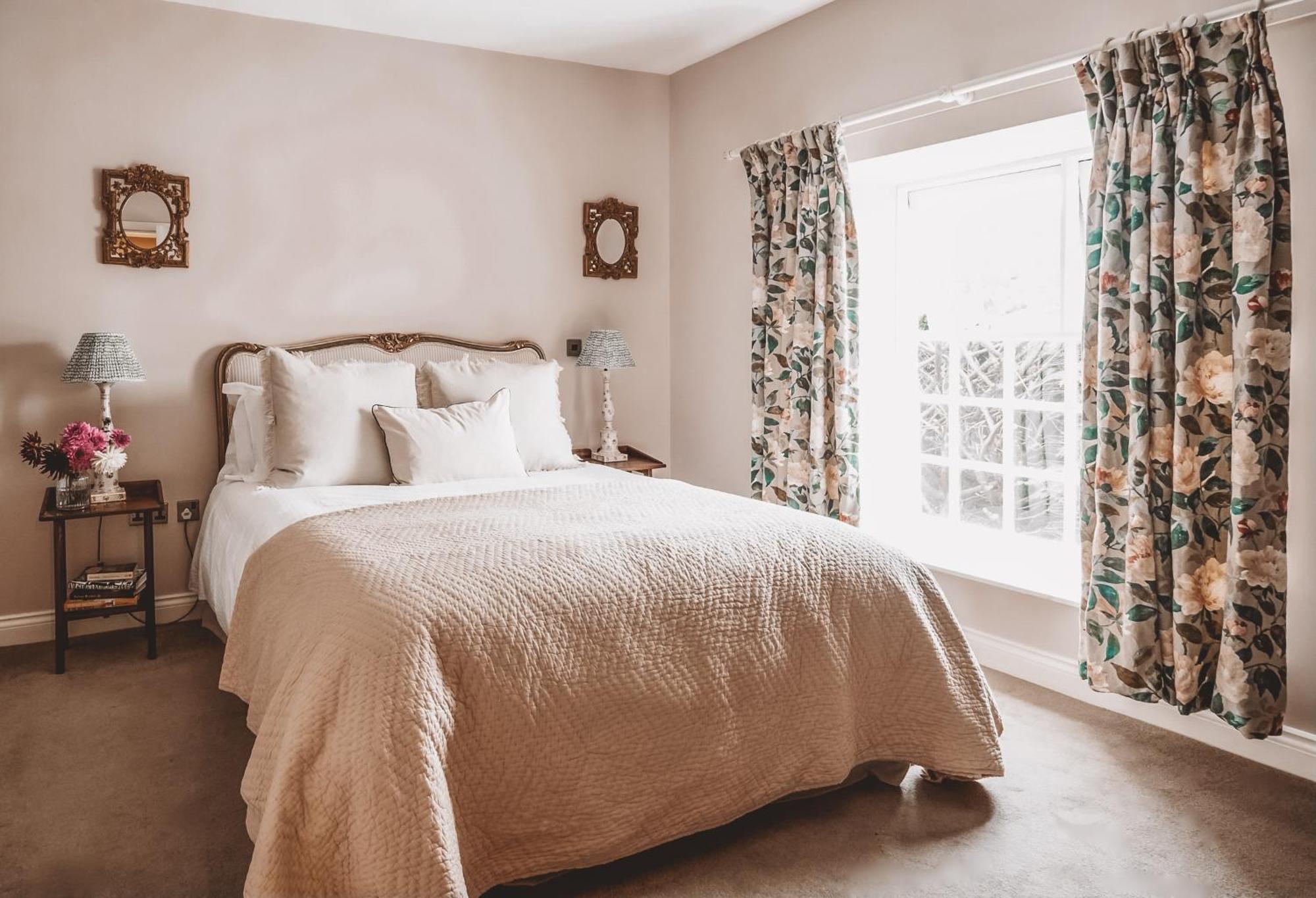 The Hare & Hounds Inn Bowland Bridge Rom bilde